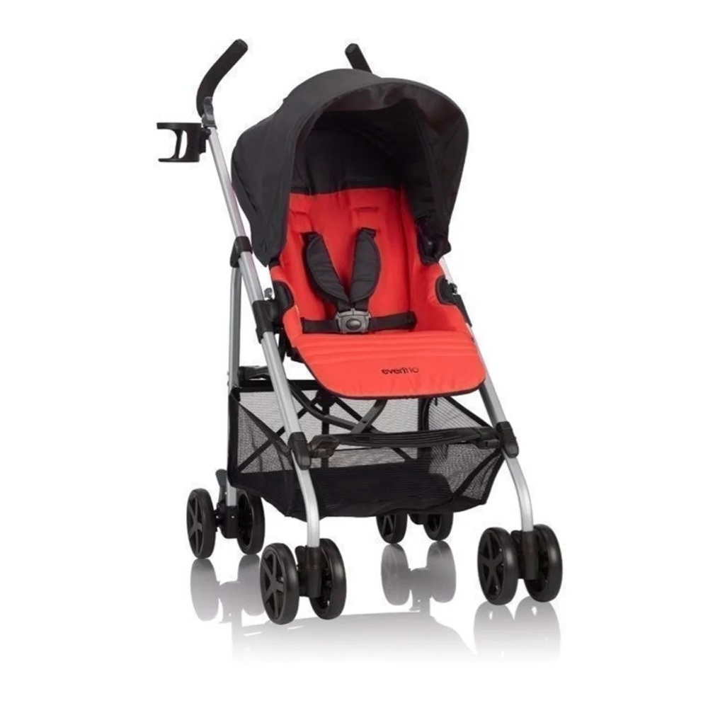 Uribini Reversible stroller . Brand new